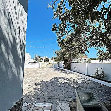 Casa Dora Gomes Holiday home